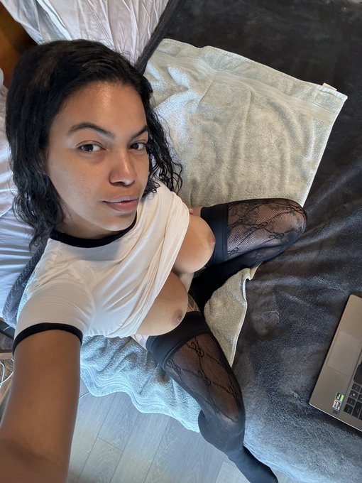 GzoKAtVbUAE CV4.jpg small