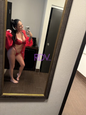 G3PyelRX0AELUZj 285x380