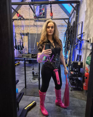 Mistress Eva